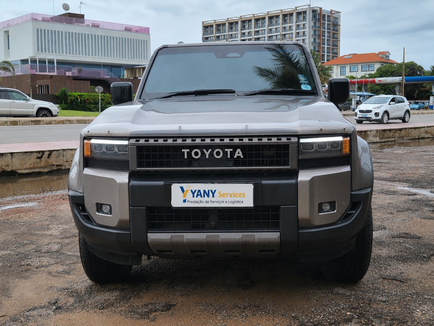 Toyota Land Cruiser 250